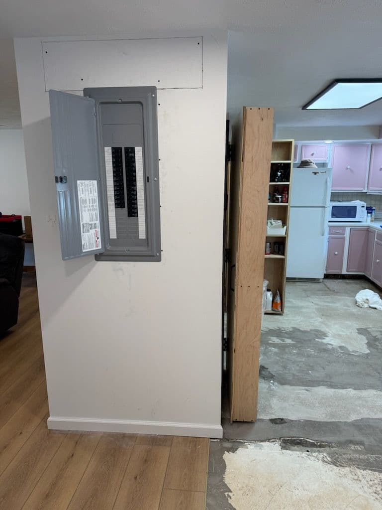 Meter and Panel Upgrade Boosts Home Efficiency image