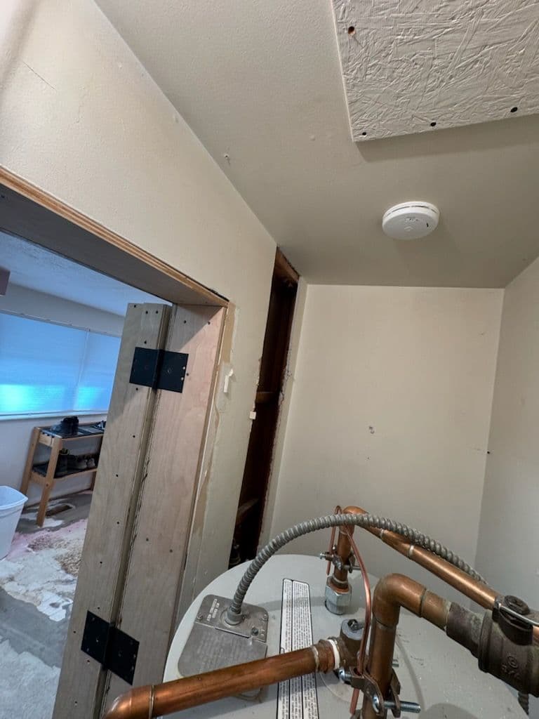 Gallery photos for Meter and Panel Upgrade Boosts Home Efficiency: Image #1