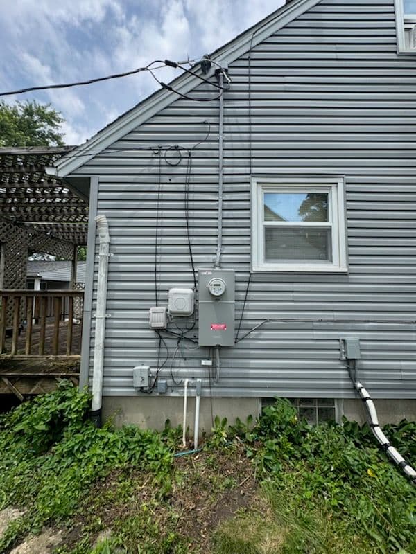 Gallery photos for Electrical Panel Upgrade for Safer Homes: Image #2