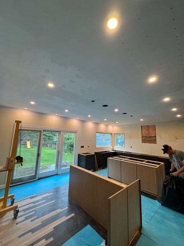 Gallery photos for Expert Kitchen Lighting Transformation: Image #3