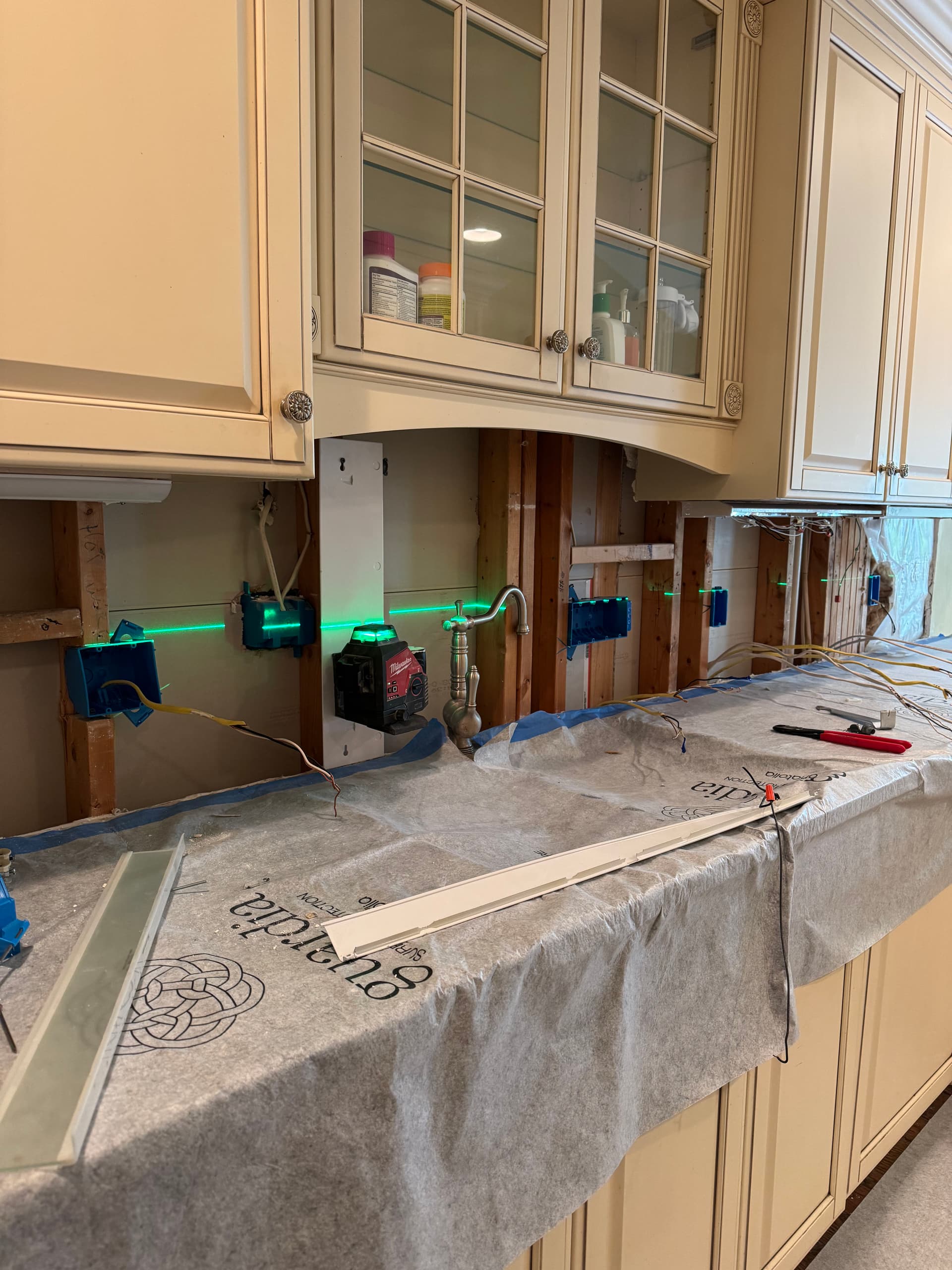 Gallery photos for Kitchen Backsplash Upgrade With Under-Cabinet Lighting and Outlet Relocation: Image #1