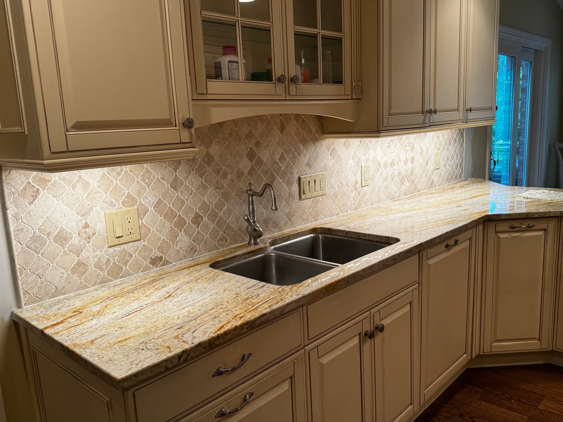 Gallery photos for Kitchen Backsplash Upgrade With Under-Cabinet Lighting and Outlet Relocation: Image #2